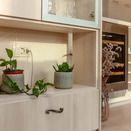 Suprema Vista Апартаменти *