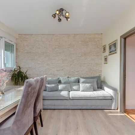 Апартаменти Suprema Vista *